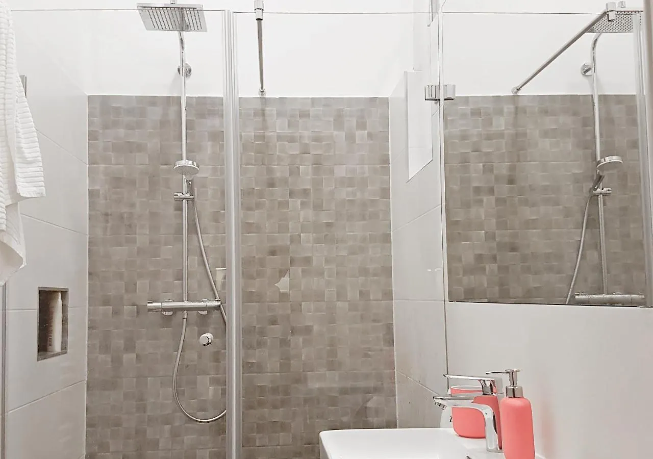 בודפשט Luxury New Apartment With Gallery At Dob Street Nearby Gozsdu Court